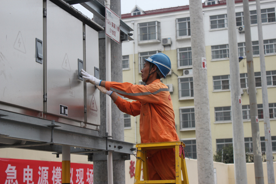 安全电力施工有保障