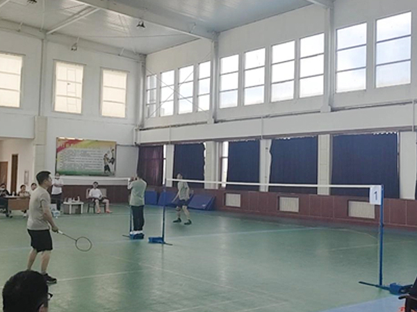 巨能电气组队参加2025年巨能集团庆五一羽毛球比赛